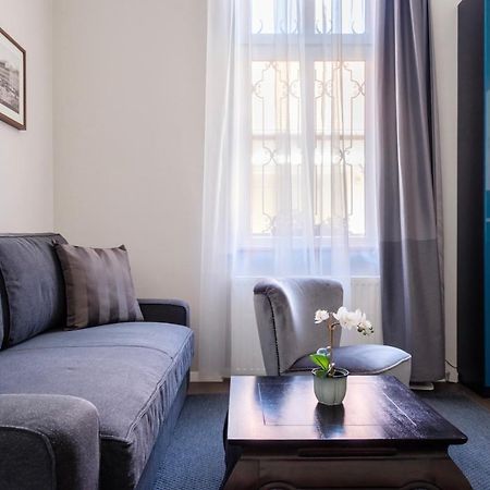 Andrassy Garden Apartment In Center Budapeste Exterior foto